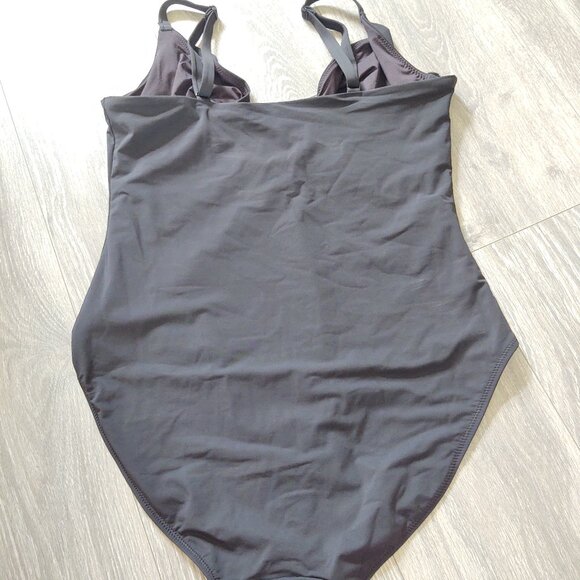 NWOT Popilush The Shapewear Notched V Underwire One Piece Swimsuit - Picture 6 of 8